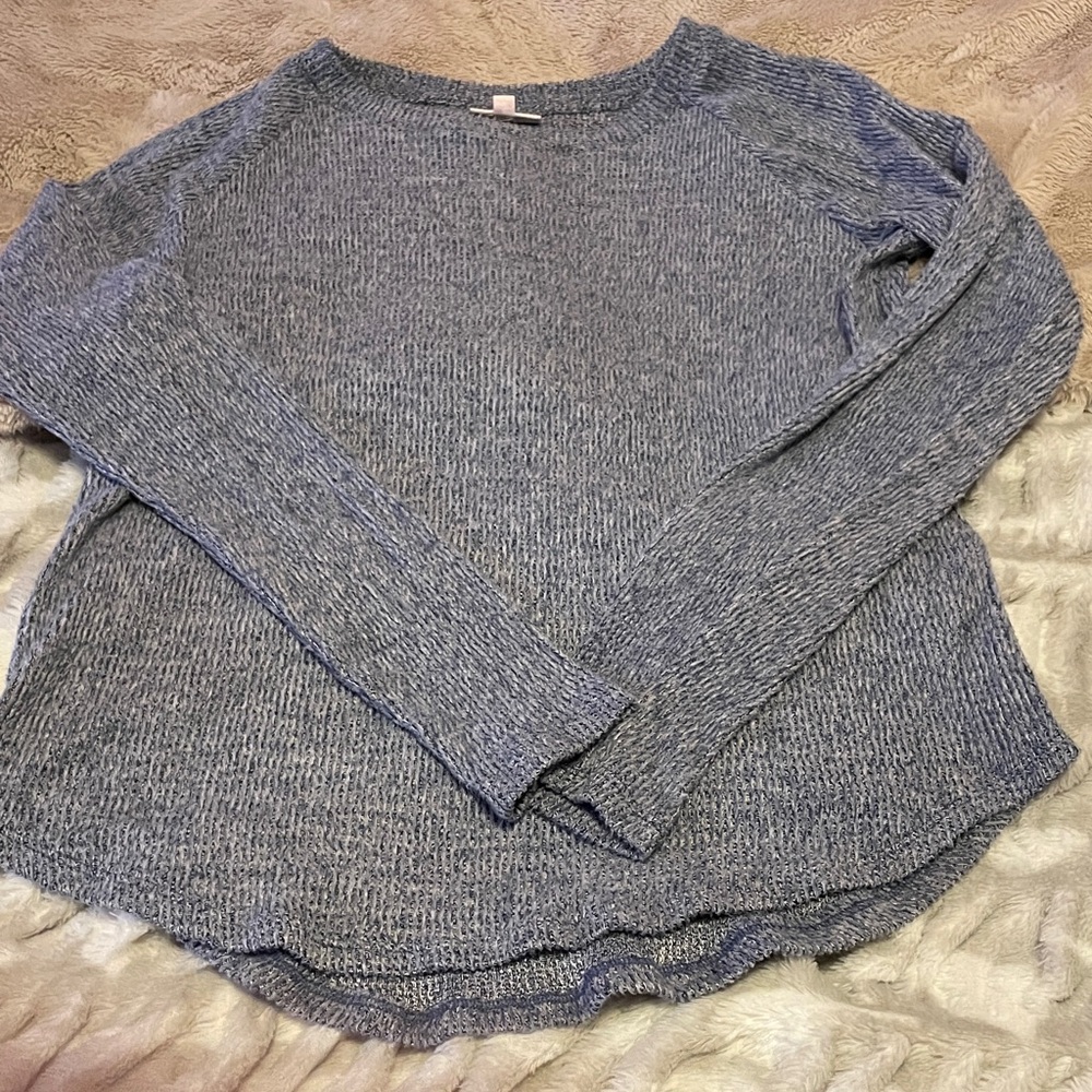 SO Women's Heathered Crew Neck Sweater